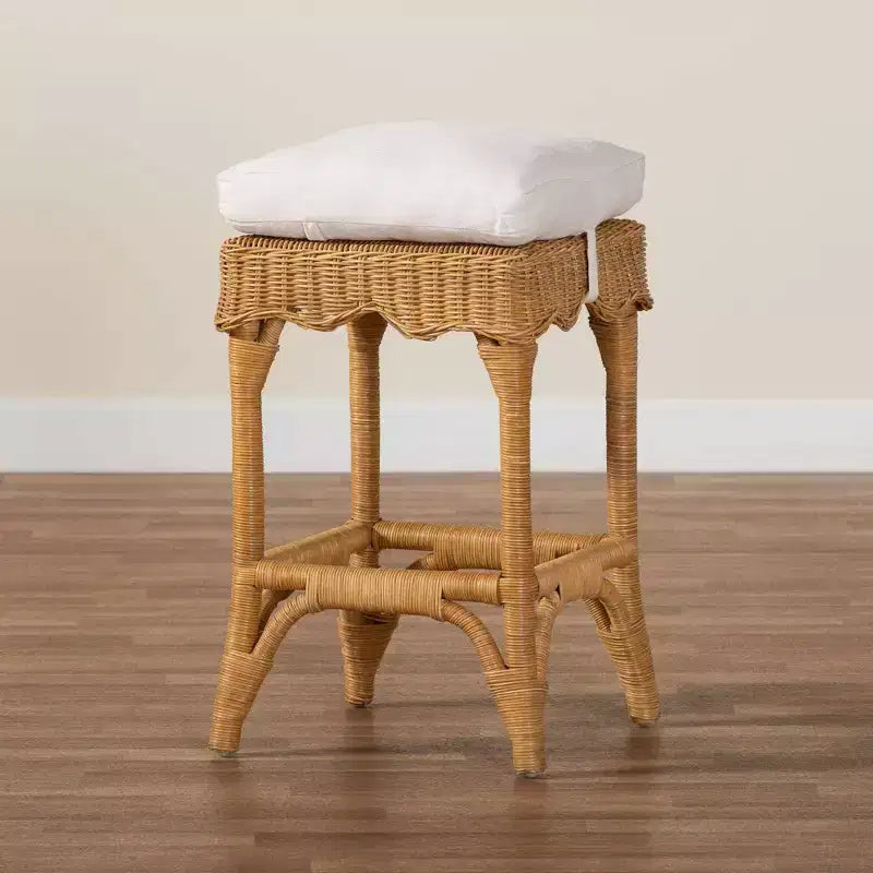 Tabouret de bar en rotin coquille