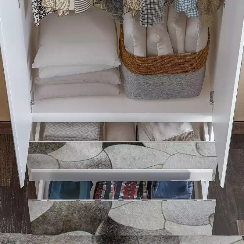 Armoire blanche