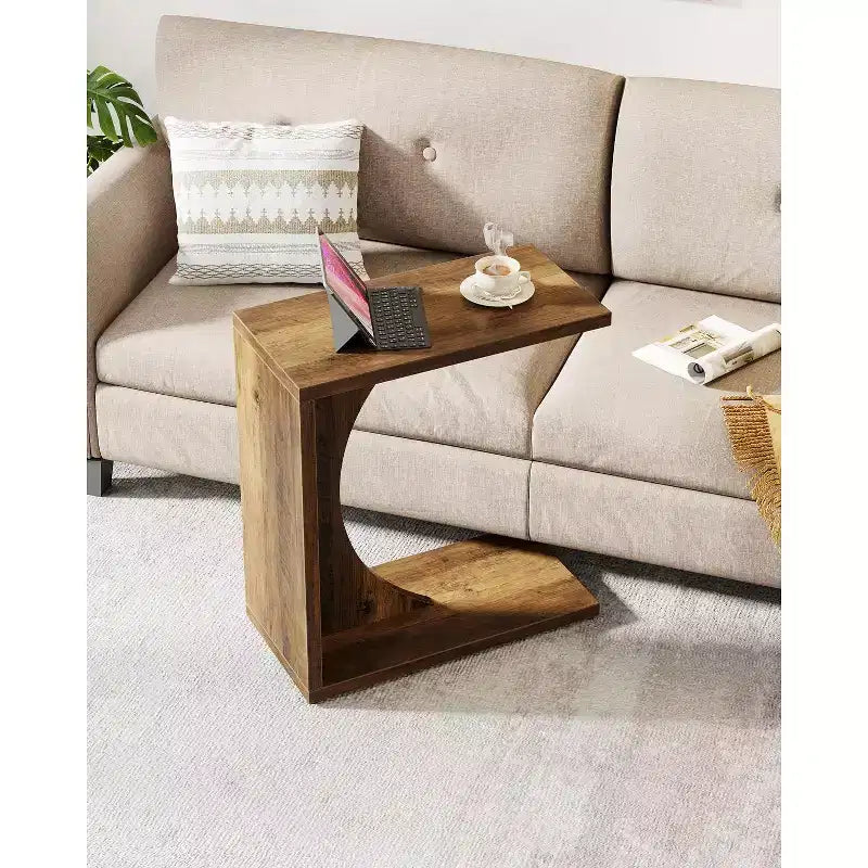 Table d'appoint en C