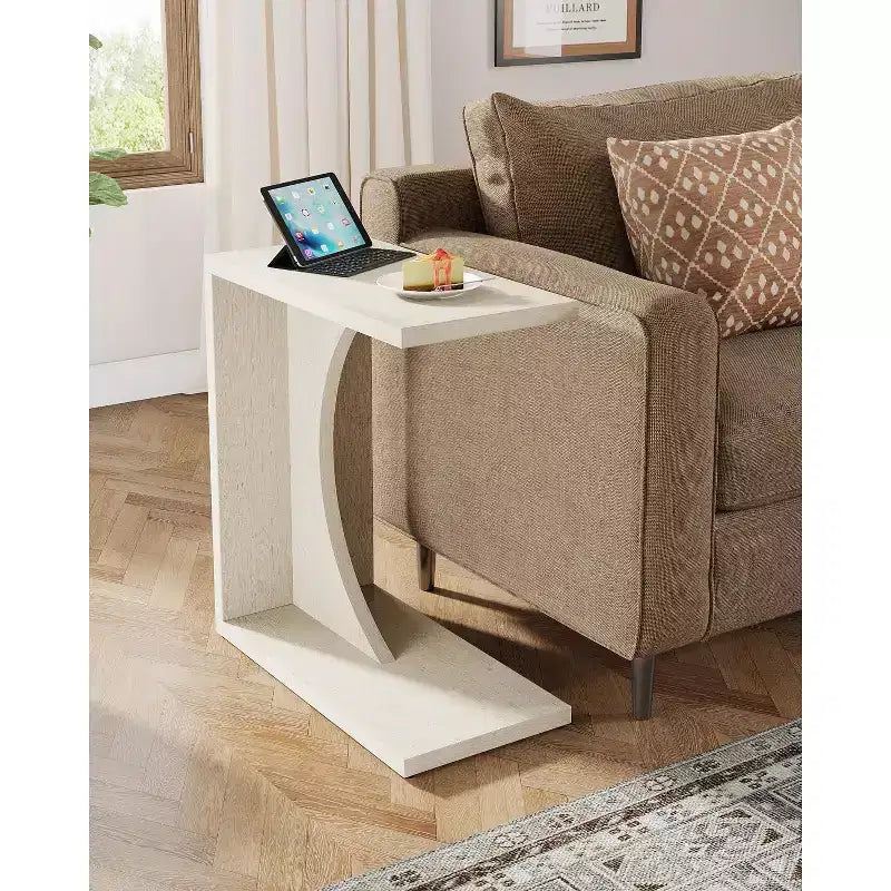 Table d'appoint en C
