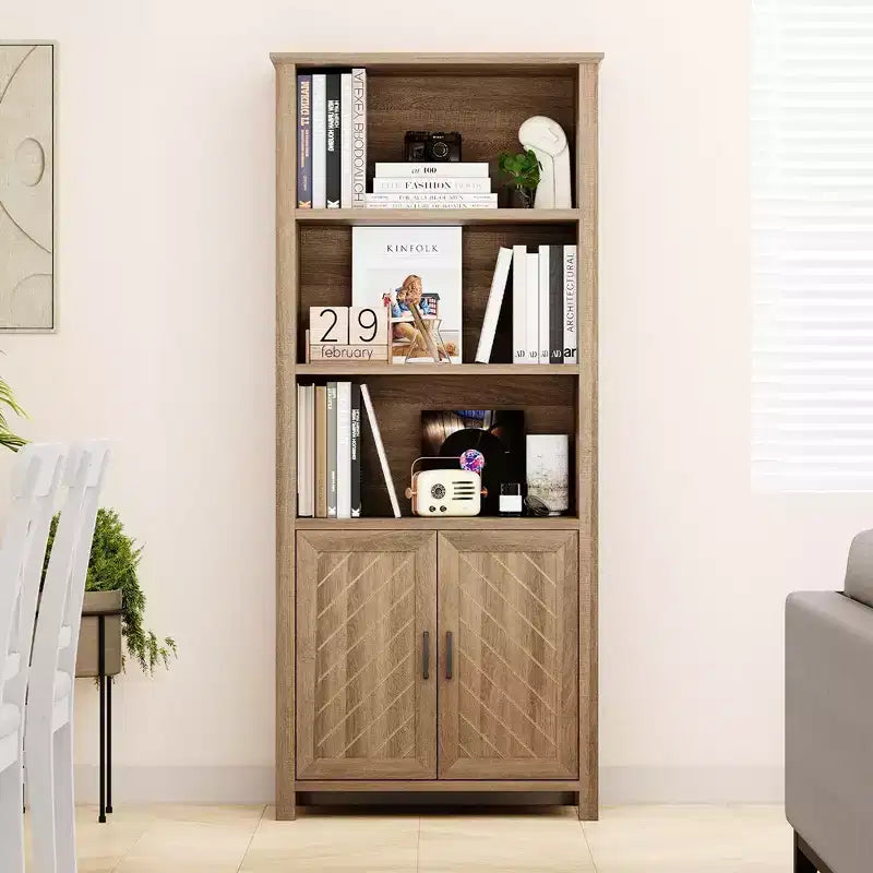 Étagère de style rustique avec portes