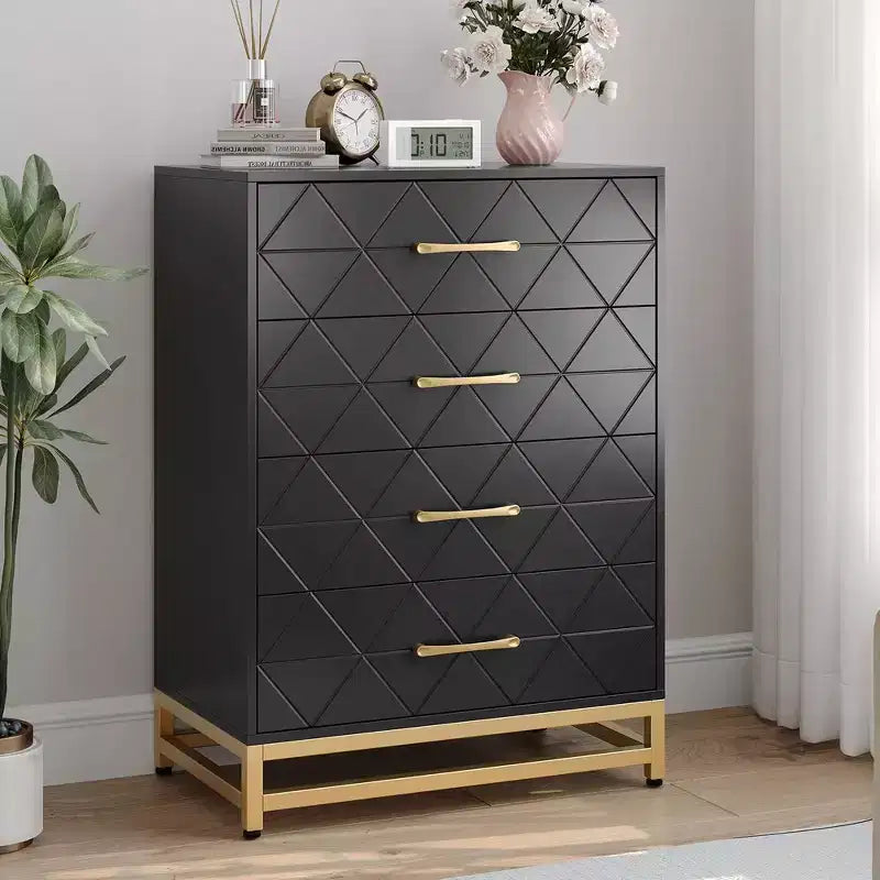 Armoire de chambre à quatre tiroirs