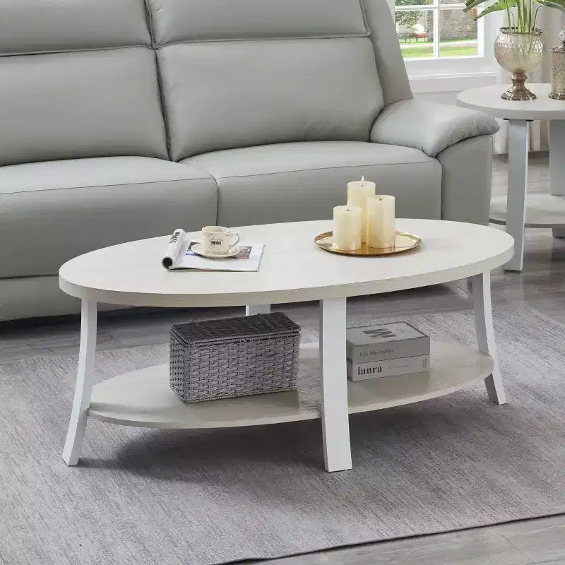 Table basse contemporaine ovale en bois avec étagère