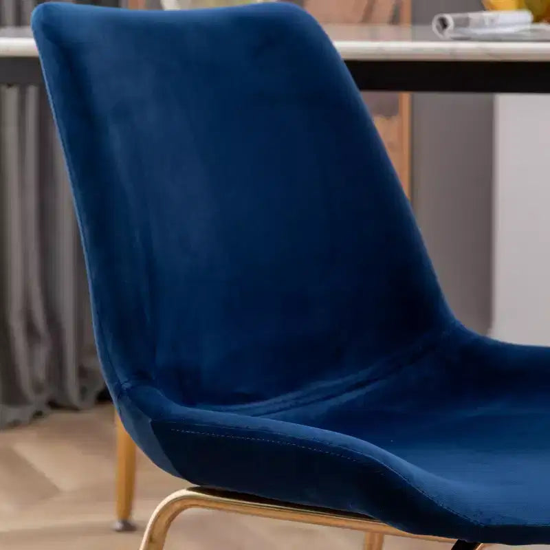 table et chaises de salle à manger rondes