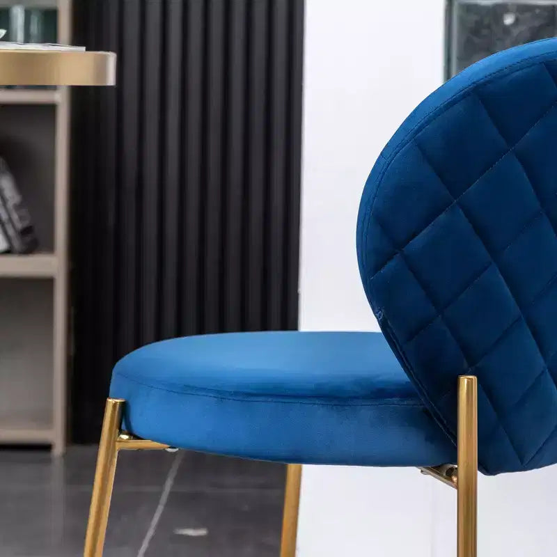 Table et chaises de salle à manger modernes