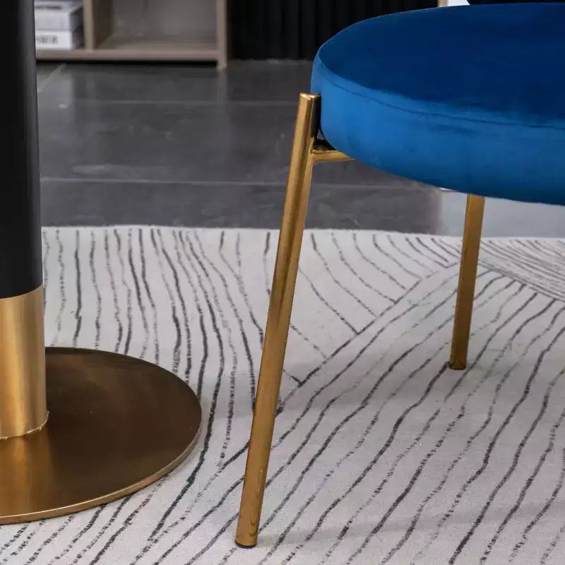Table et chaises de salle à manger modernes
