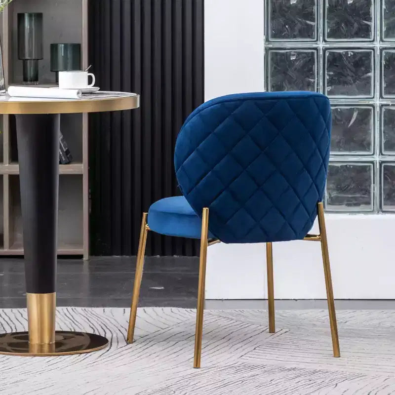 Table et chaises de salle à manger modernes
