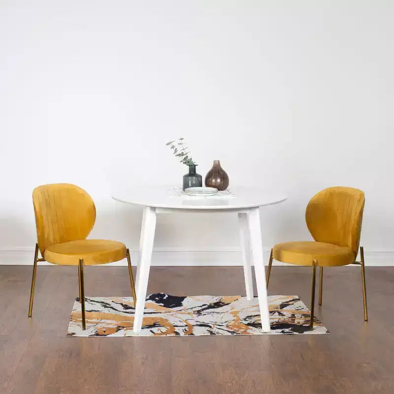 Table et chaises de salle à manger modernes