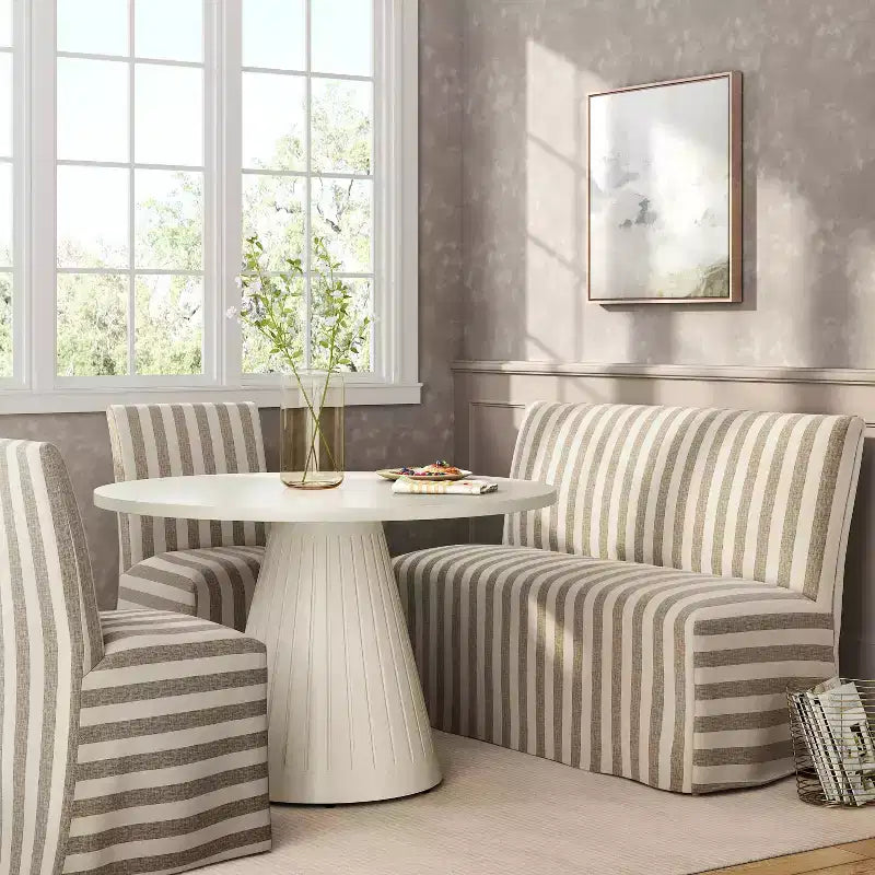 Chaise de salle à manger tapissée