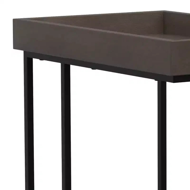 Table d'appoint en C